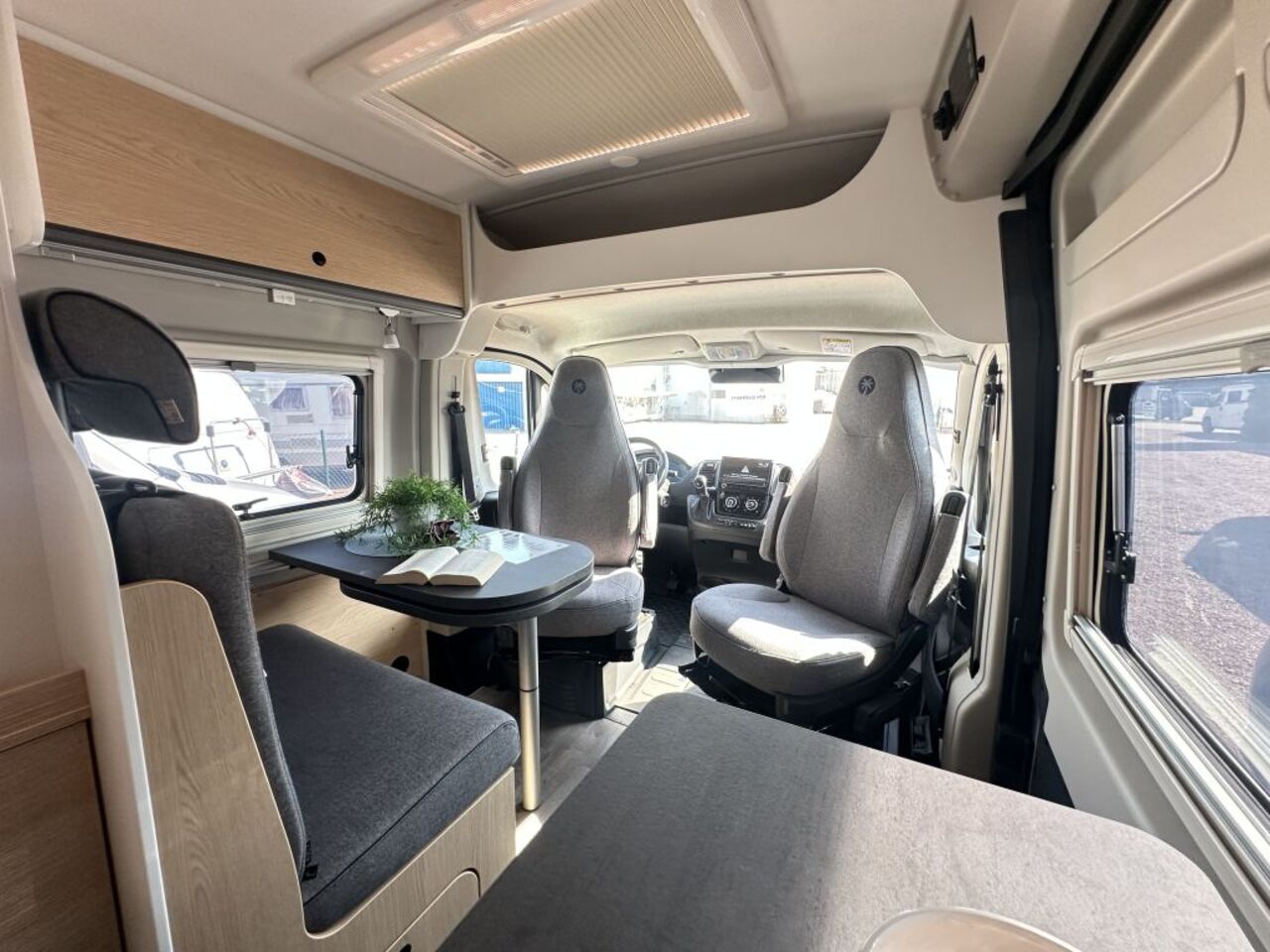 SUNLIGHT Cliff 600 IC-Line AKTION ; IC -Sondermodell Ansicht 13 für Fahrzeugdetailseite