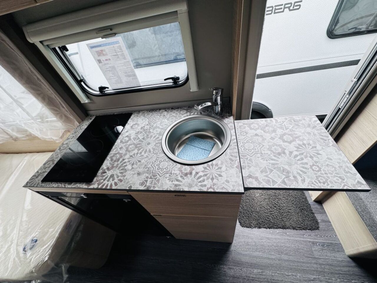 WEINSBERG 470 QDK Aktion  ! Duschausbau-Paket Ansicht 14 für Fahrzeugdetailseite