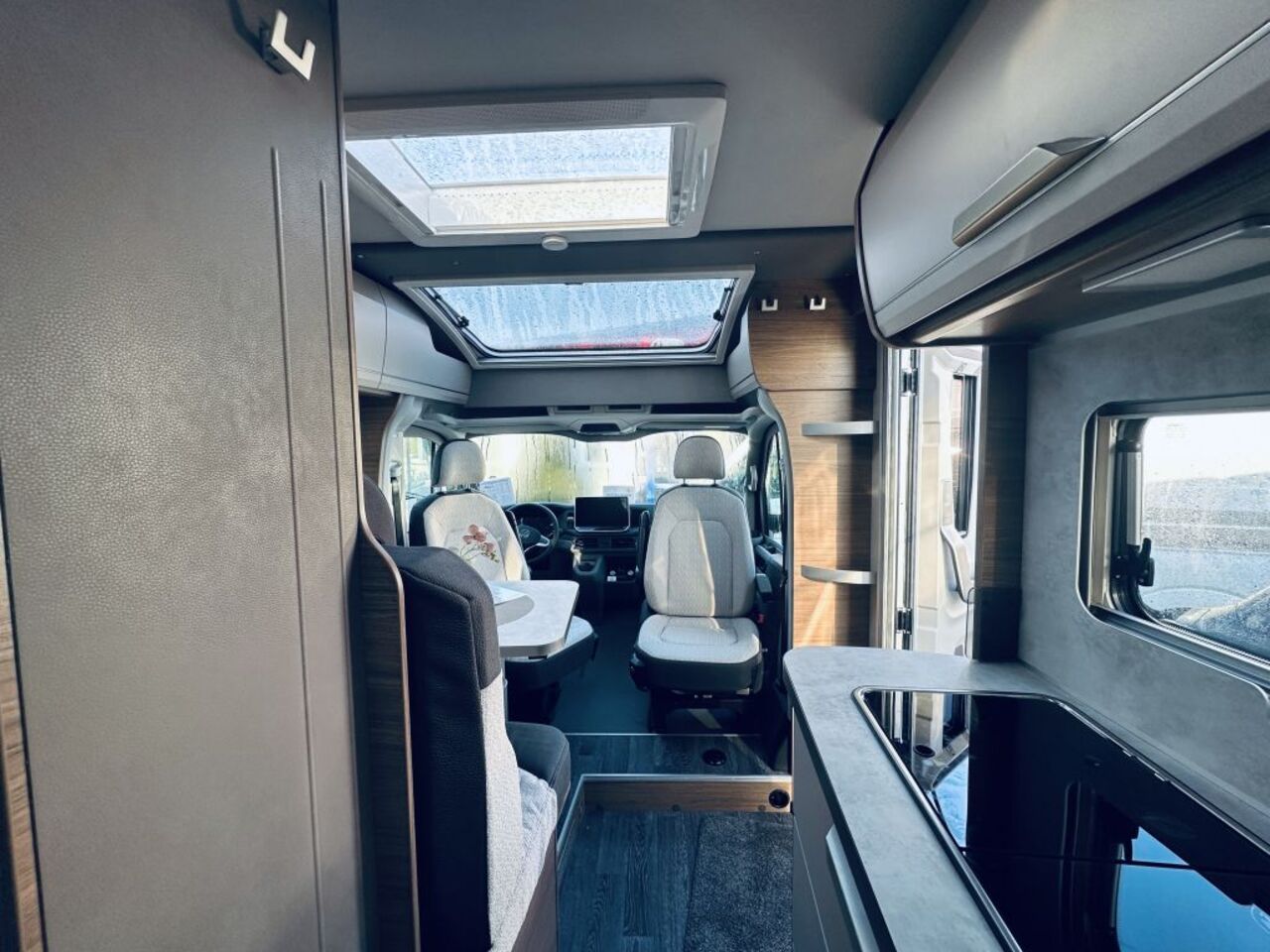 KNAUS 640 MEG VANSATION VW Licht & Assistenz Paket Ansicht 8 für Fahrzeugdetailseite