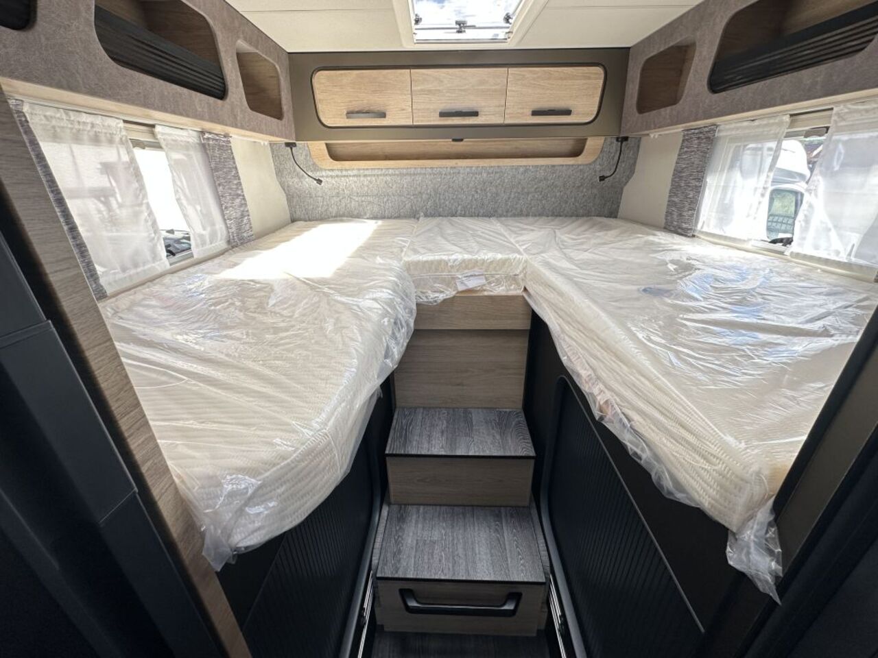 WEINSBERG 600 MEG Automatik,  180 PS Ansicht 14 für Fahrzeugdetailseite