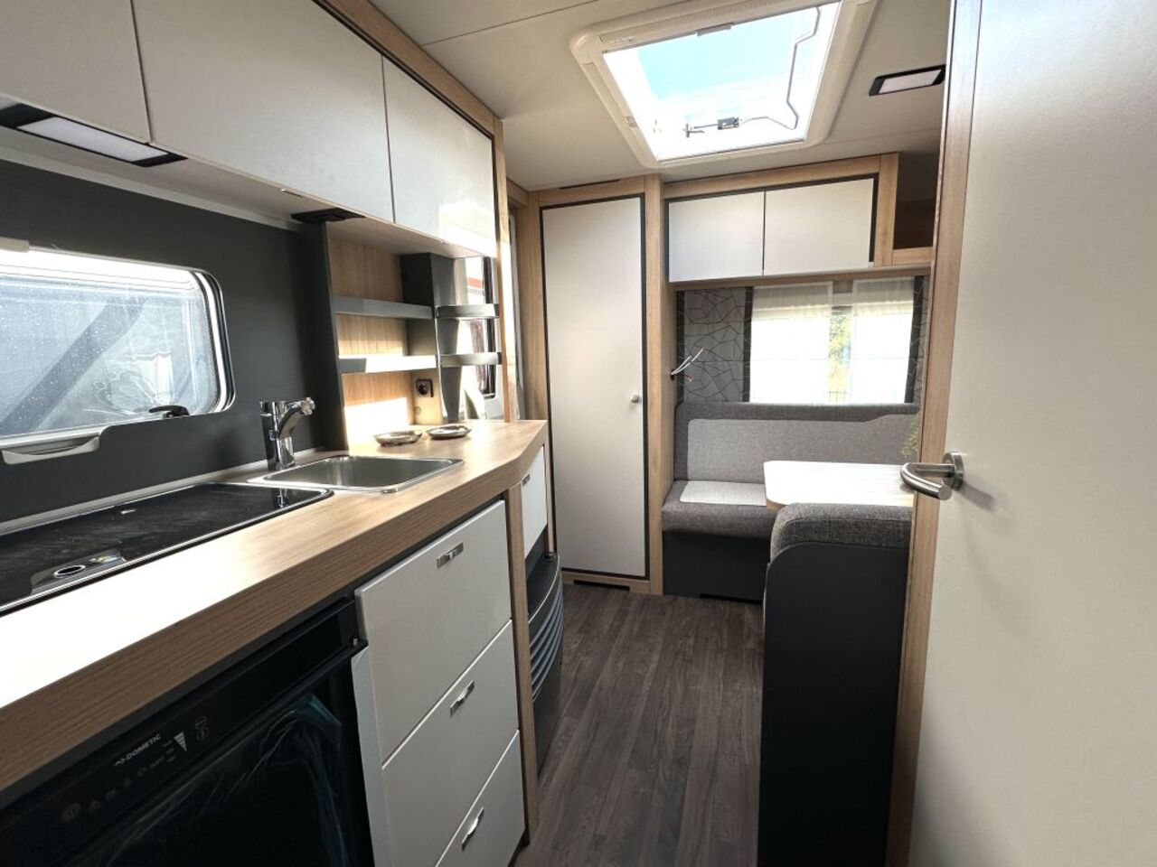 KNAUS 420 QD Platinium Paket Ansicht 9 für Fahrzeugdetailseite