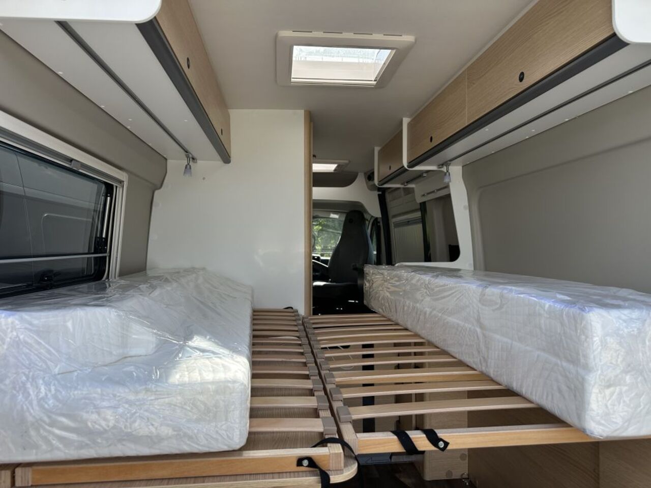 SUNLIGHT Cliff 640 IC -Modell - Automatik Ansicht 14 für Fahrzeugdetailseite