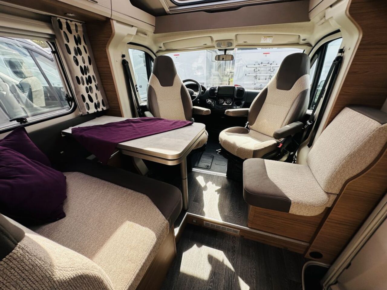 KNAUS 650 MEG VANSATION Verkauf im Kundenauftrag Ansicht 11 für Fahrzeugdetailseite