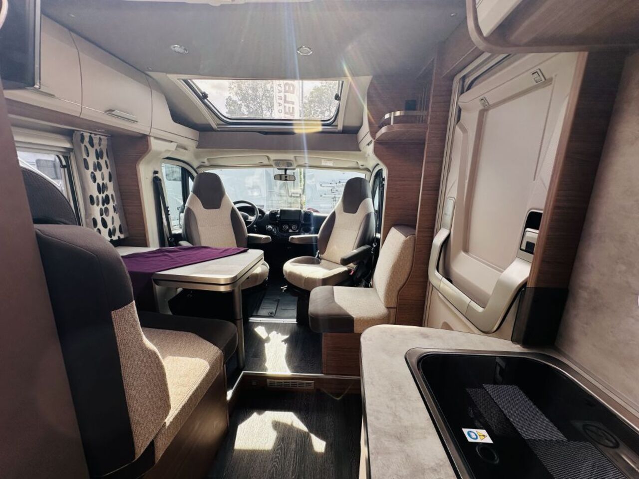 KNAUS 650 MEG VANSATION Verkauf im Kundenauftrag Ansicht 9 für Fahrzeugdetailseite
