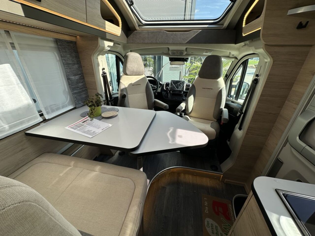 WEINSBERG 600 MF Automatikgetriebe, 180 PS Ansicht 11 für Fahrzeugdetailseite