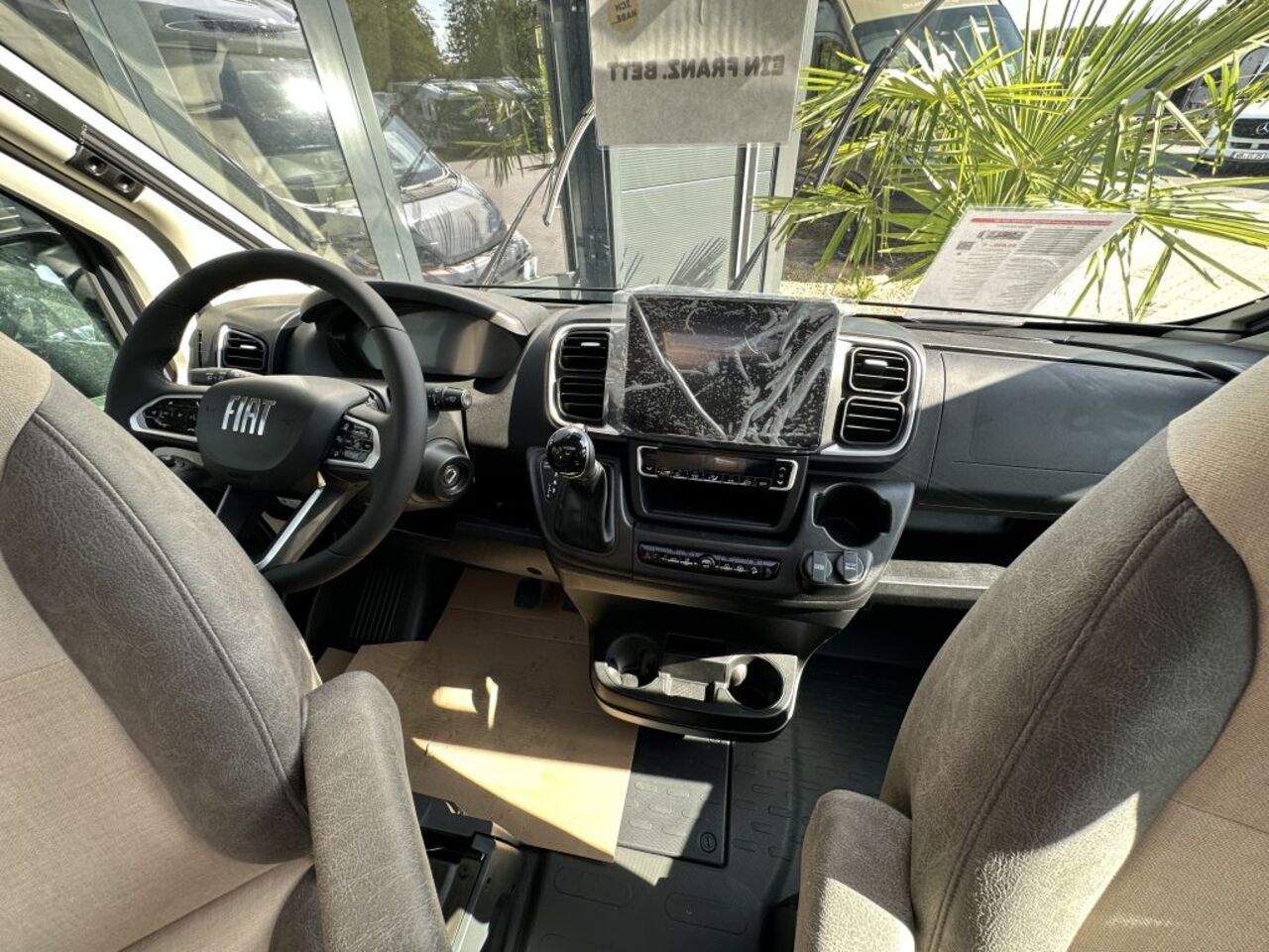 WEINSBERG 600 MF Automatikgetriebe, 180 PS Ansicht 13 für Fahrzeugdetailseite