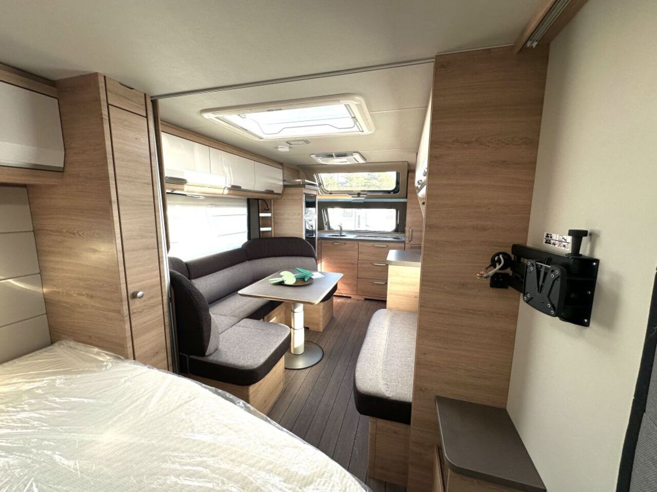 KNAUS 650 PXB Black Selection Klimaanlage Dach Ansicht 11 für Fahrzeugdetailseite