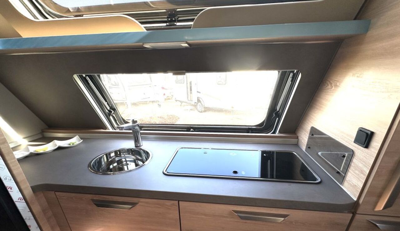 KNAUS 650 PXB Black Selection Klimaanlage Dach Ansicht 17 für Fahrzeugdetailseite