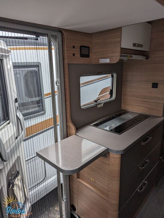 WEINSBERG 650 MEG 130 PS / Schalter Hubbett,1079 Ansicht 14 für Fahrzeugdetailseite