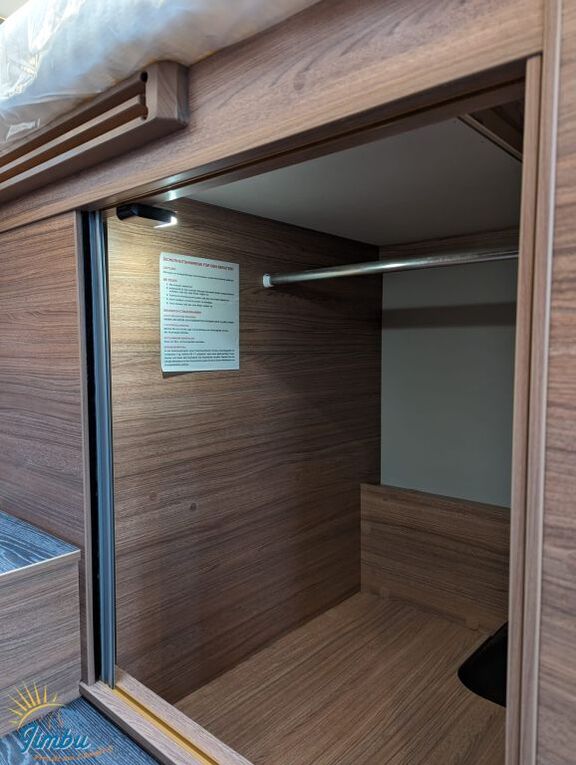 WEINSBERG 650 MEG 130 PS / Schalter Hubbett,1079 Ansicht 25 für Fahrzeugdetailseite