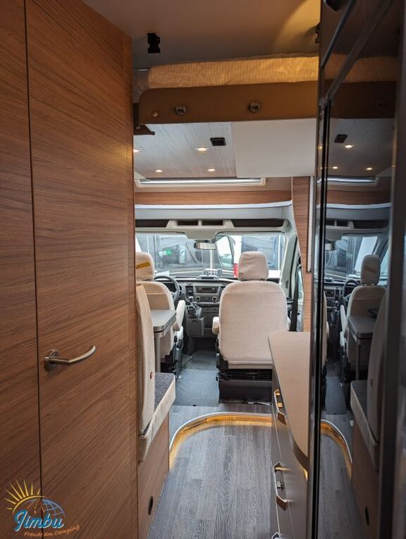 WEINSBERG 650 MEG 130 PS / Schalter Hubbett,1079 Ansicht 30 für Fahrzeugdetailseite