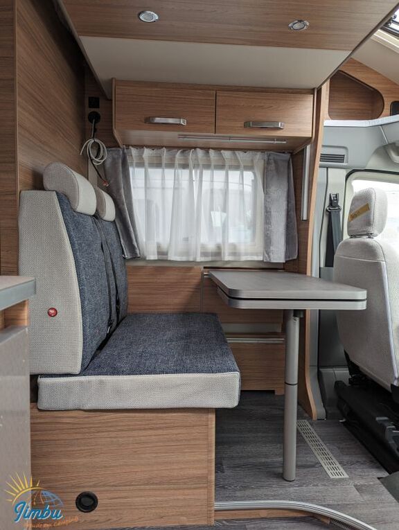 WEINSBERG 650 MEG 130 PS / Schalter Hubbett,1079 Ansicht 8 für Fahrzeugdetailseite