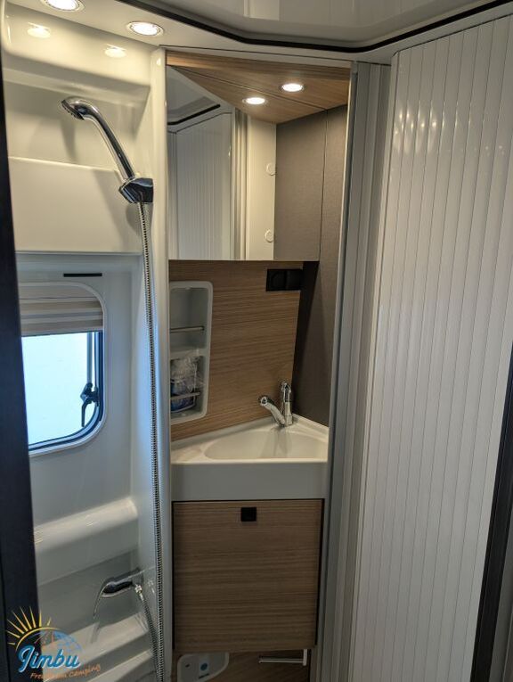 MALIBU 640 LE RB charming GT skyview ff4 180 PS/Automatik, 184-2320 Ansicht 17 für Fahrzeugdetailseite