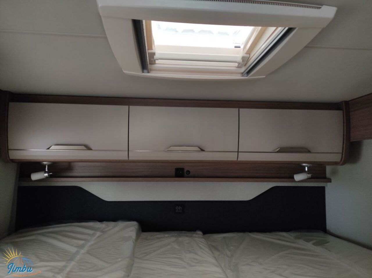 KNAUS 650 MEG Automatik / Hubbett-4018 Ansicht 17 für Fahrzeugdetailseite