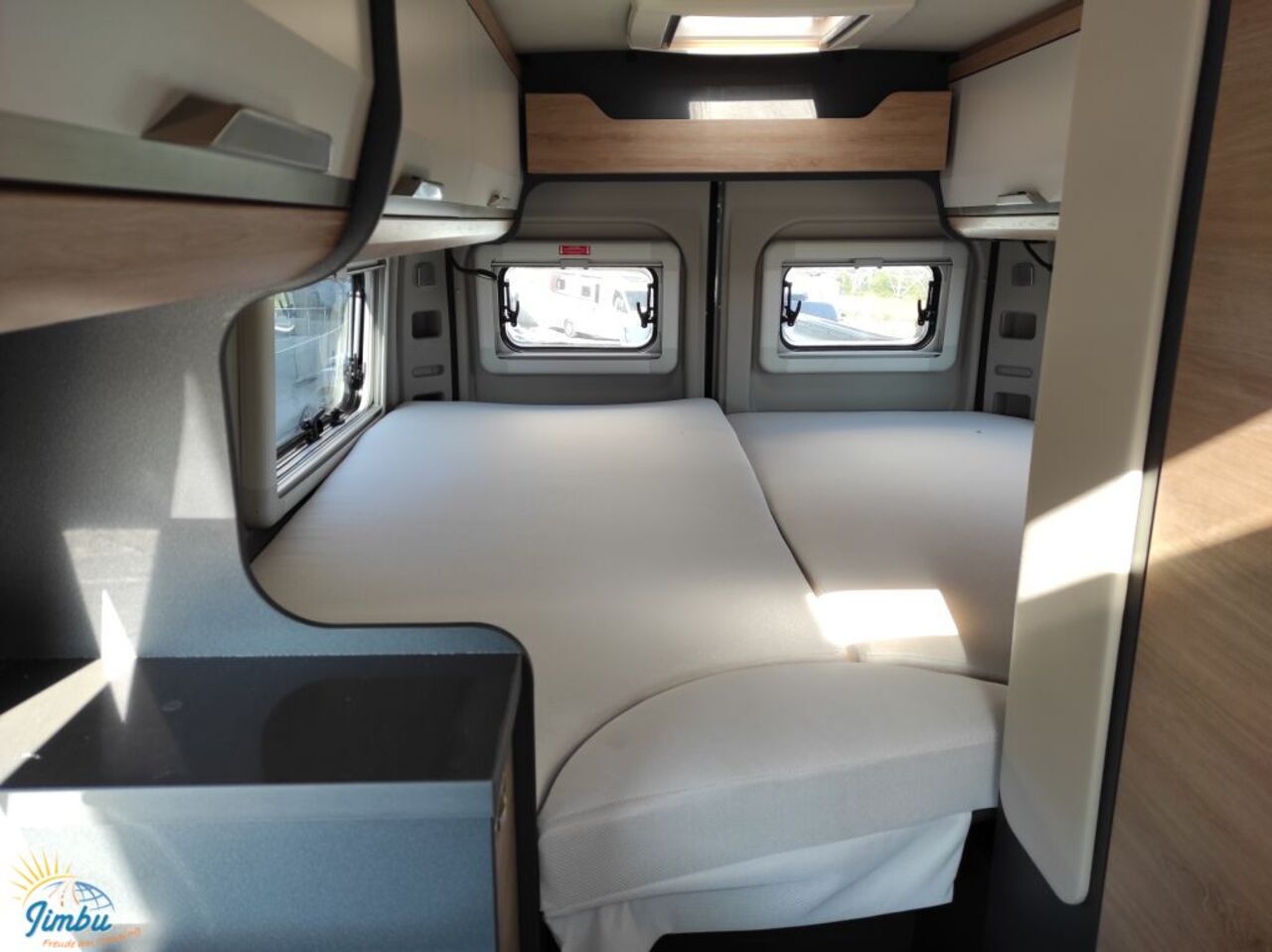 KNAUS 600 LIFETIME 140 PS / Schalter, 4002 Ansicht 9 für Fahrzeugdetailseite