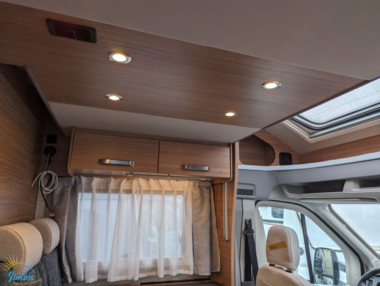 WEINSBERG 650 MEG 130 PS / Schalter Hubbett,1079 Ansicht 13 für Fahrzeugdetailseite