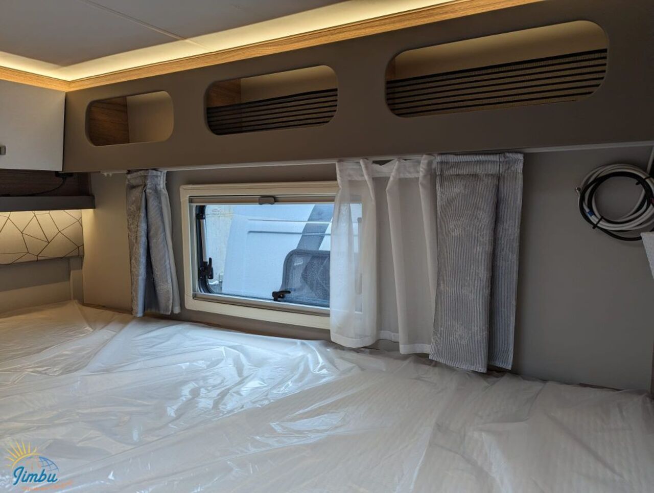 WEINSBERG 650 MEG 130 PS / Schalter Hubbett,1079 Ansicht 22 für Fahrzeugdetailseite