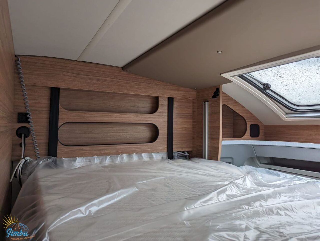 WEINSBERG 650 MEG 130 PS / Schalter Hubbett,1079 Ansicht 24 für Fahrzeugdetailseite