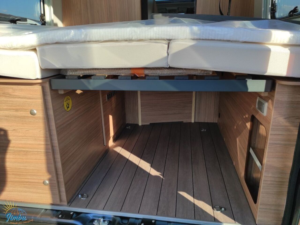 WEINSBERG 600 MQ EDITION [FIRE] 140 PS / Automatik, 1256 Ansicht 12 für Fahrzeugdetailseite