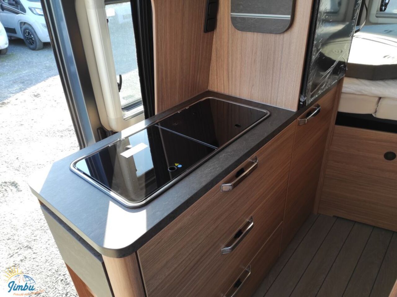 WEINSBERG 600 MQ EDITION [FIRE] 140 PS / Automatik, 1256 Ansicht 17 für Fahrzeugdetailseite