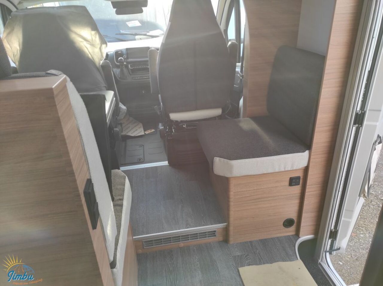 WEINSBERG 650 MG 140 PS / Automatik 1253 Ansicht 20 für Fahrzeugdetailseite