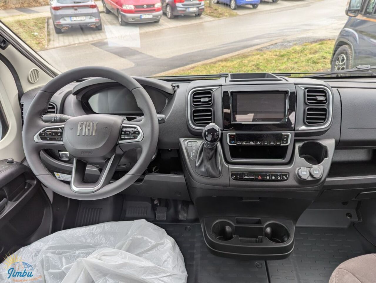 MALIBU 600 LE 180 PS / Automatik - 2361 Ansicht 5 für Fahrzeugdetailseite