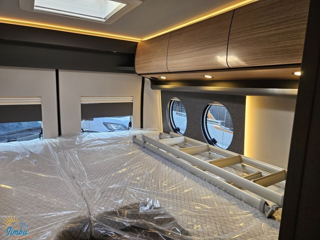 MALIBU 640 LE K charming coupé 180 PS Automatik, ff4  - 2336 Ansicht 14 für Fahrzeugdetailseite