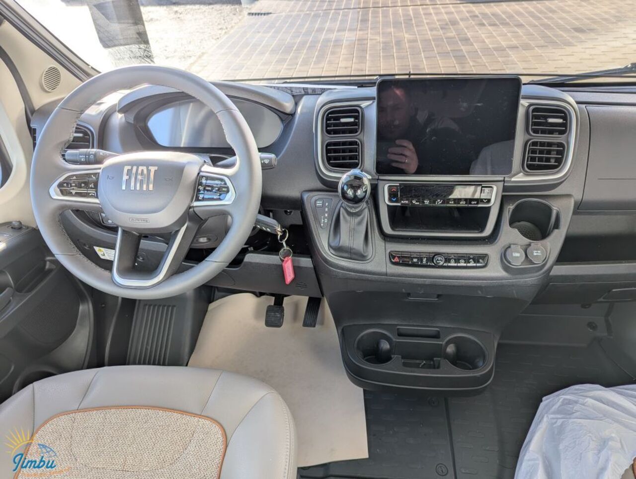 MALIBU 640 LE RB charming GT skyview ff4 180 PS/Automatik, 184-2320 Ansicht 7 für Fahrzeugdetailseite