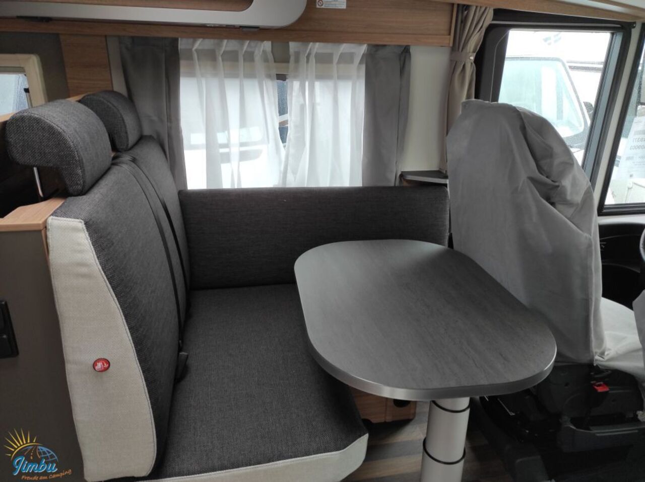 WEINSBERG 700 MEG Ansicht 12 für Fahrzeugdetailseite