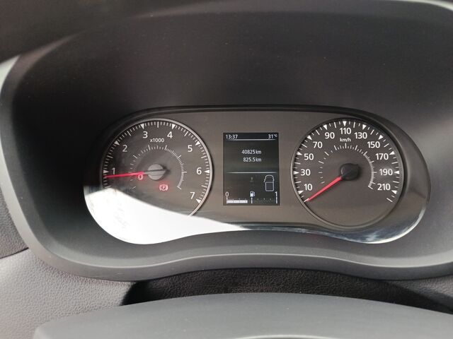 RENAULT Master Kastenwagen FWD Kasten L2H2 3,3t Blue dCi Ansicht 12 für Fahrzeugdetailseite