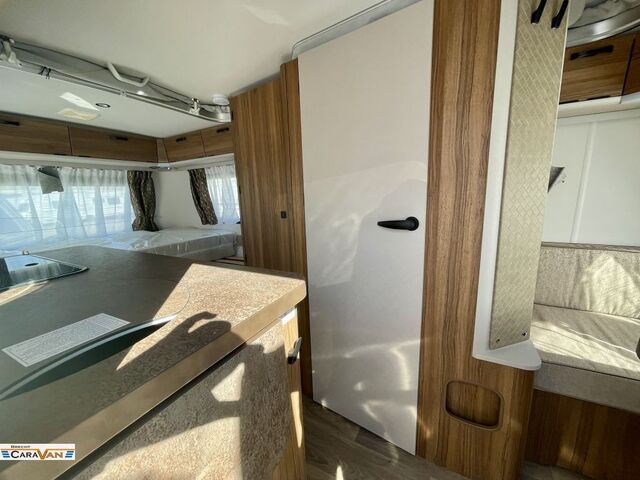 HYMER-ERIBA 430 MESSE ANGEBOTE ON TOP Ansicht 4 für Fahrzeugdetailseite