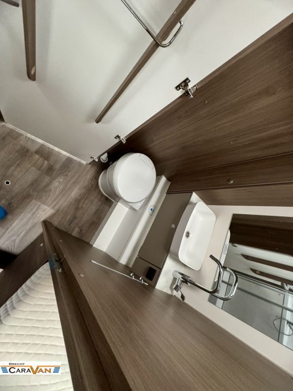 CARADO 447 Pro+ 8G/Combi 6E/el.Bremse uvm. Ansicht 5 für Fahrzeugdetailseite