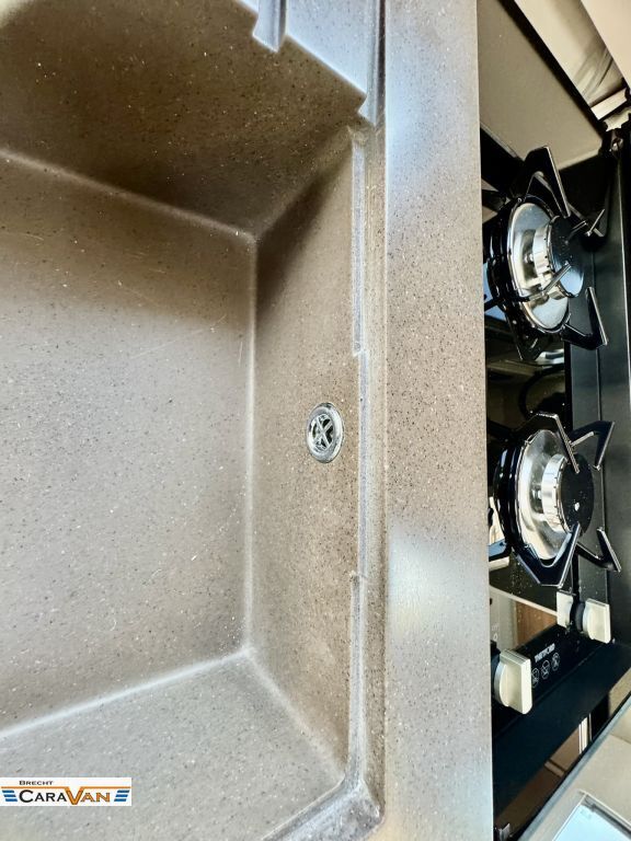 BÜRSTNER SFT 7.0 ALDE/Hubstützen/Solar/180PS Ansicht 19 für Fahrzeugdetailseite