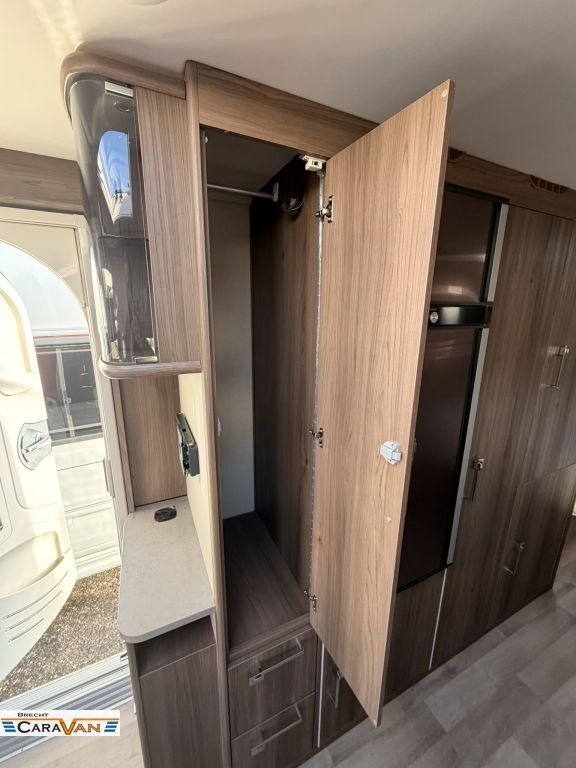 KABE 630 GLE B8 Tandem Roadshowschnäppchen Ansicht 14 für Fahrzeugdetailseite