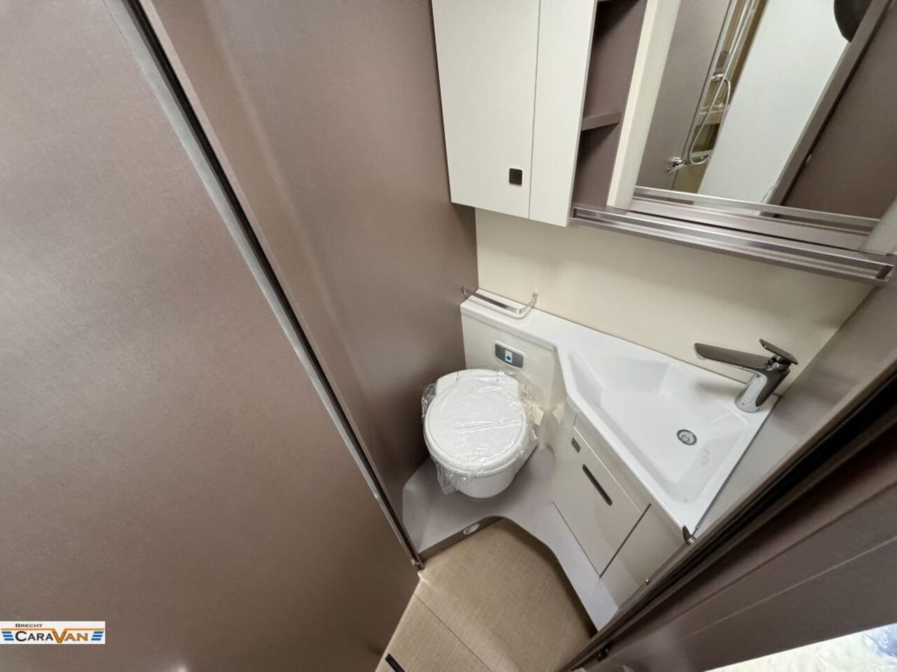 BÜRSTNER 727 G Harmony Line Hammer-Deal34.236 Euro gespart Ansicht 15 für Fahrzeugdetailseite