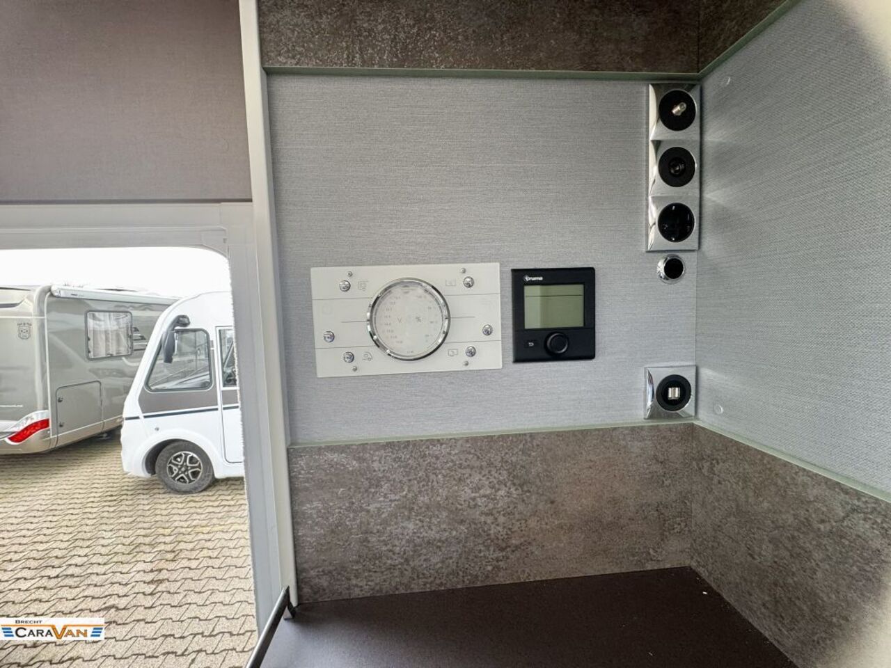 BÜRSTNER 727 G Harmony Line Hammer-Deal34.236 Euro gespart Ansicht 19 für Fahrzeugdetailseite