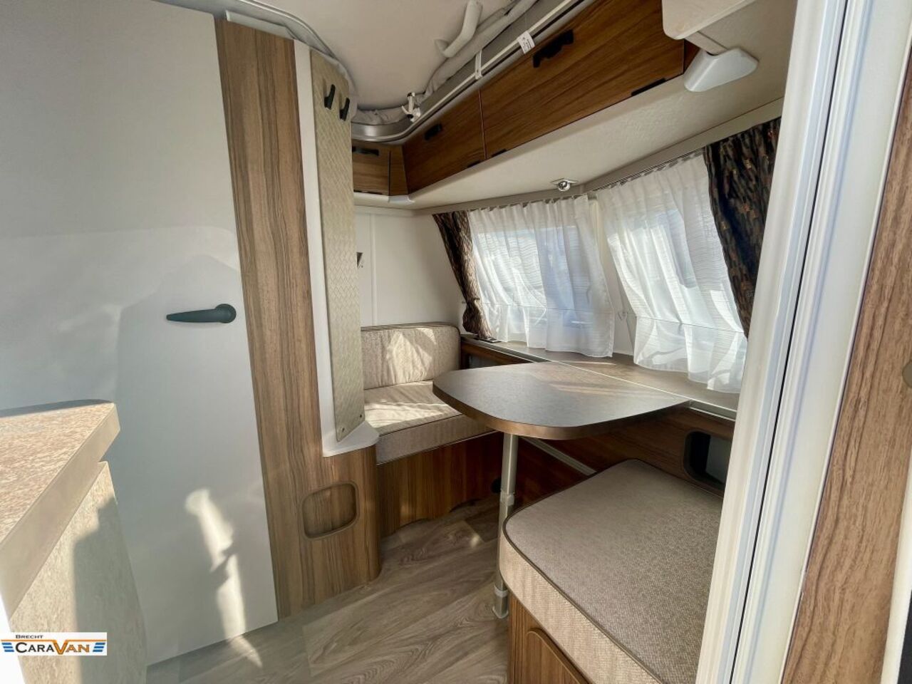 HYMER-ERIBA 430 MESSE ANGEBOTE ON TOP Ansicht 3 für Fahrzeugdetailseite