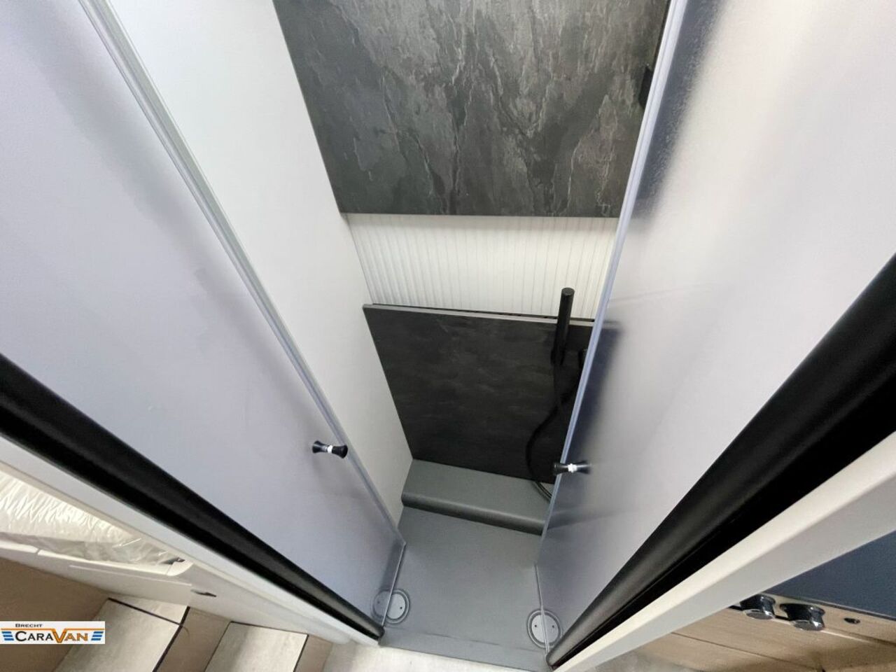 HYMER-ERIBA T 680 MESSE ANGEBOTE ON TOP Ansicht 14 für Fahrzeugdetailseite