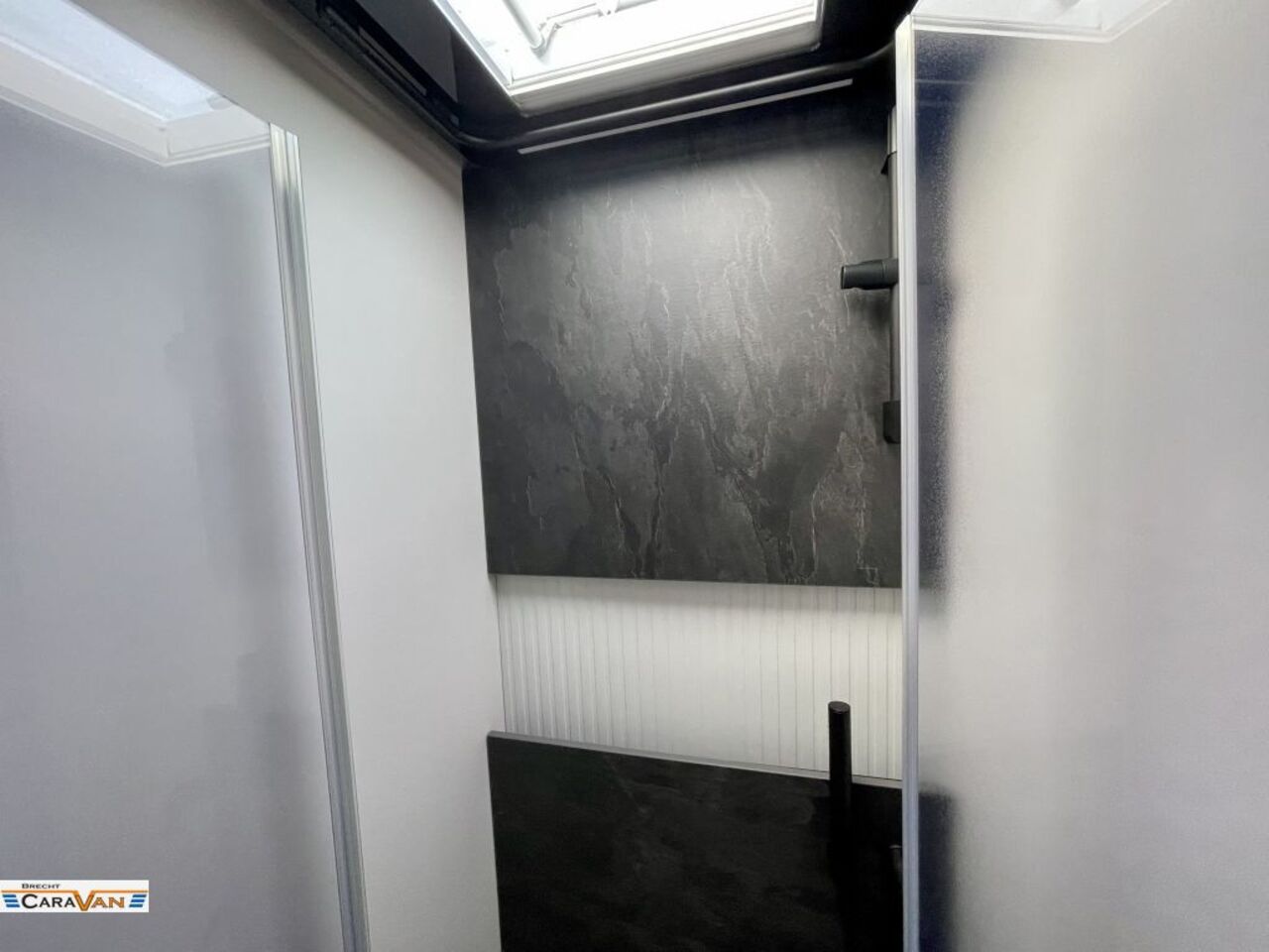 HYMER-ERIBA T 680 MESSE ANGEBOTE ON TOP Ansicht 15 für Fahrzeugdetailseite