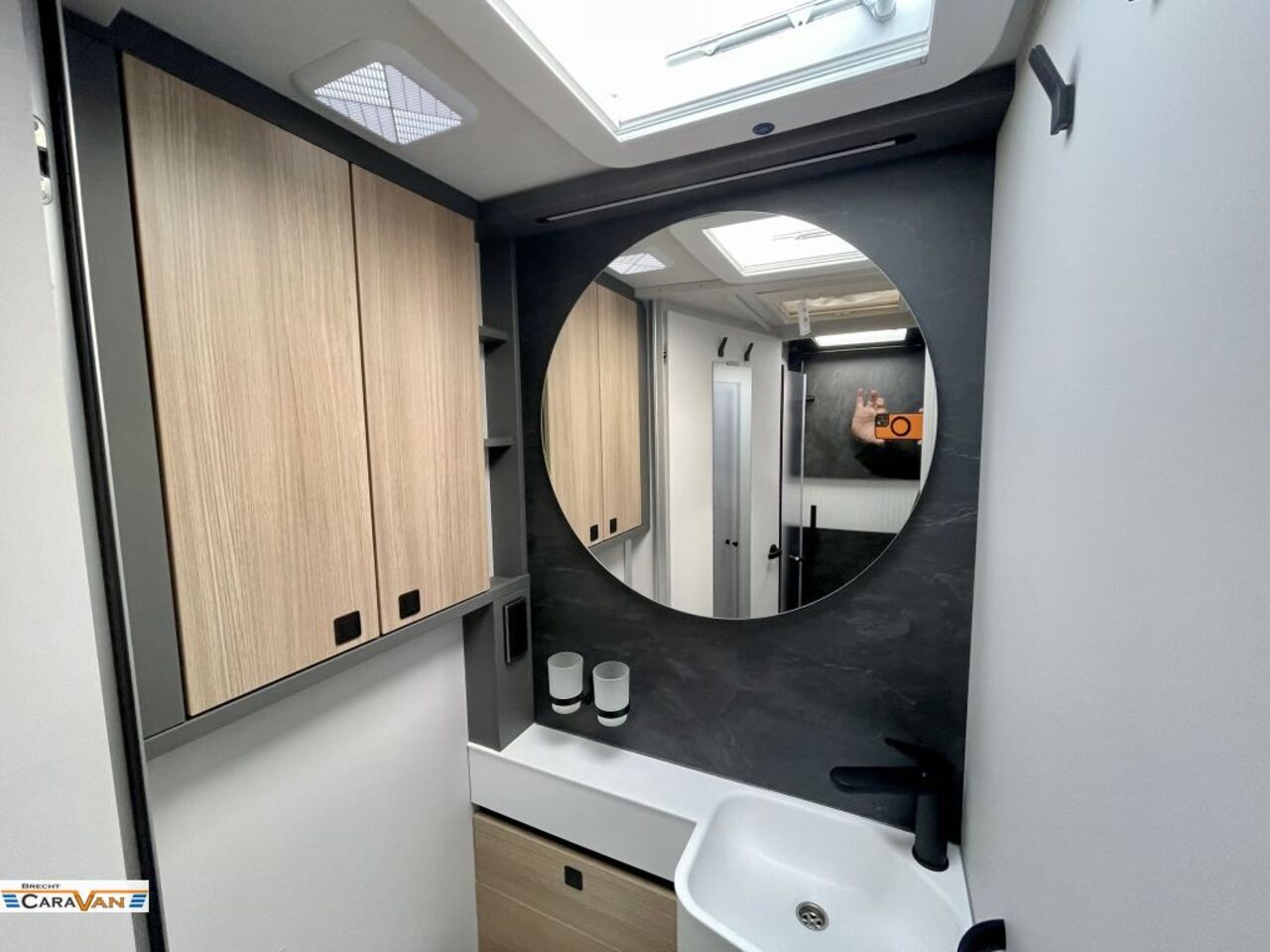 HYMER-ERIBA T 680 MESSE ANGEBOTE ON TOP Ansicht 19 für Fahrzeugdetailseite