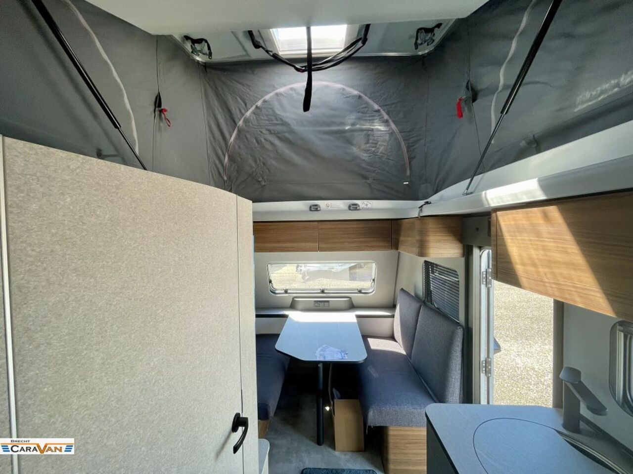 HYMER-ERIBA 442 MESSE ANGEBOTE ON TOP Ansicht 7 für Fahrzeugdetailseite