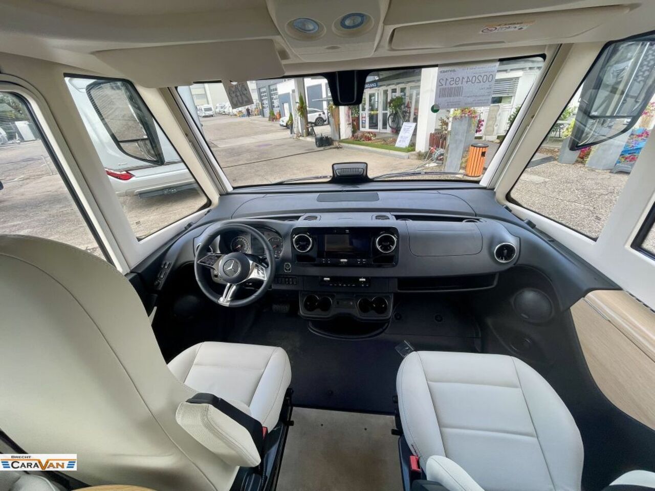 HYMER-ERIBA I 790 BlackLine 19.906 Eur SparHighlight Ansicht 4 für Fahrzeugdetailseite