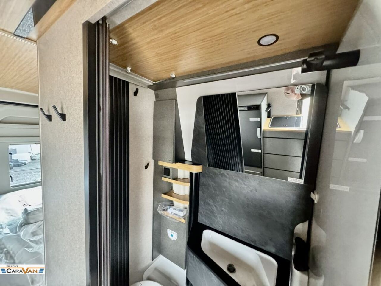 HYMER-ERIBA Redwood 601 Ausstattung - Trail Ansicht 7 für Fahrzeugdetailseite