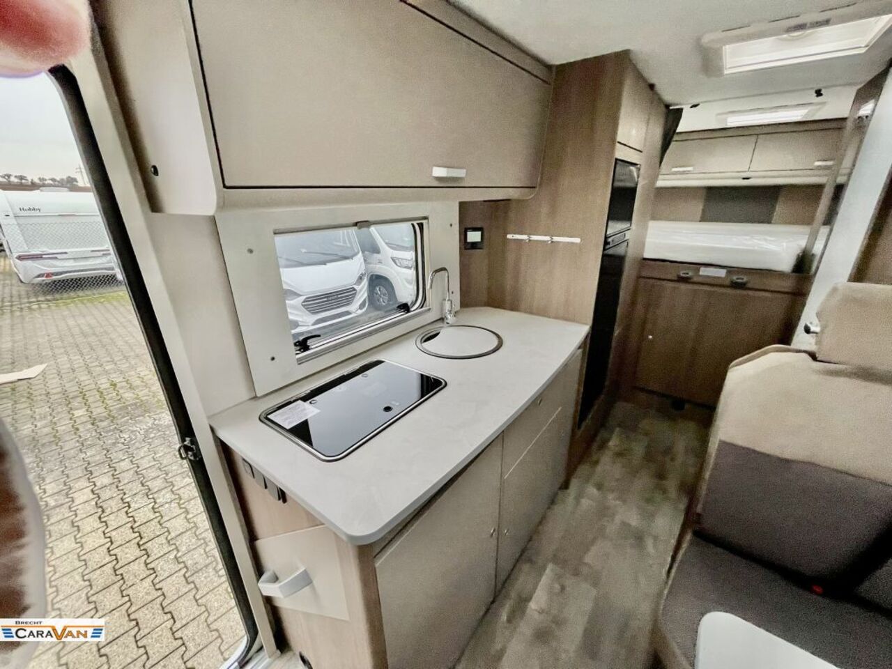 CARADO 464 PRO MESSE ANGEBOTE ON TOP Ansicht 10 für Fahrzeugdetailseite