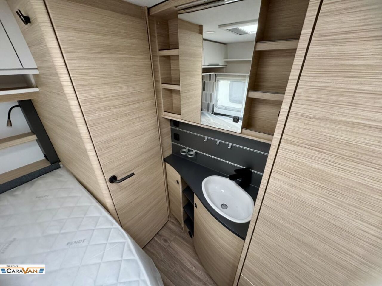 FENDT Activ 390 FH 1700 kg/Safetypaket, Fliegent. Ansicht 8 für Fahrzeugdetailseite