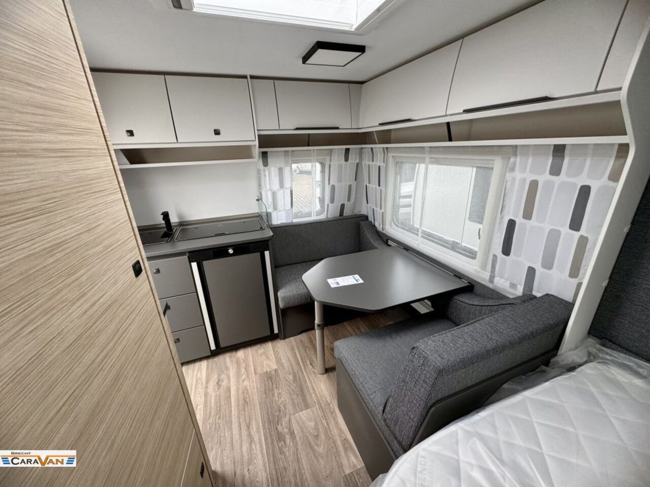 FENDT Activ 390 FH 1700 kg/Safetypaket, Fliegent. Ansicht 9 für Fahrzeugdetailseite