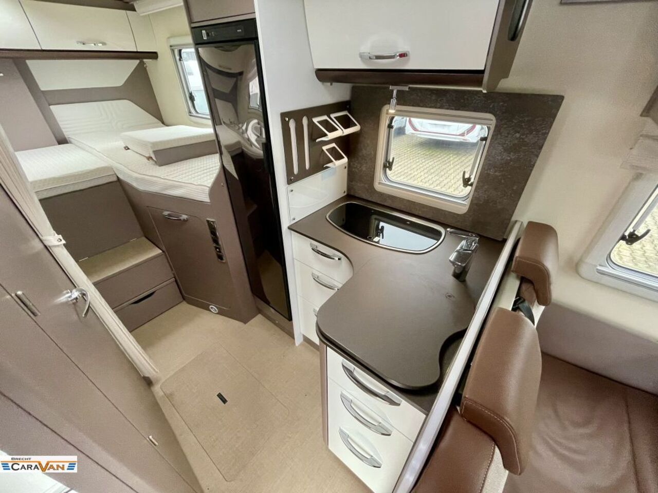 BÜRSTNER 690 G Harmony Line Sie sparen 40.270Euro Ansicht 7 für Fahrzeugdetailseite