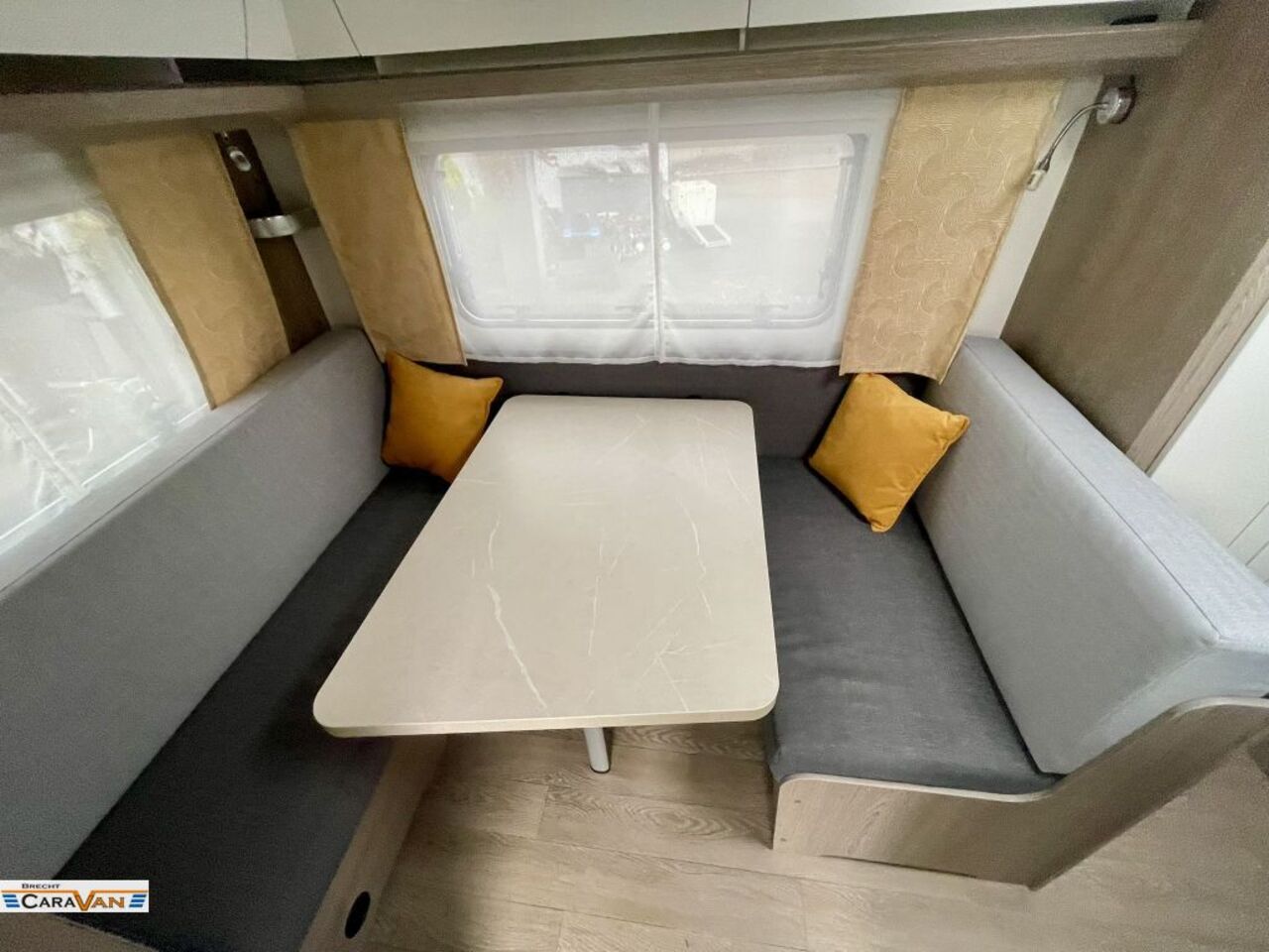 HOBBY 390 SF MESSE ANGEBOTE ON TOP Ansicht 6 für Fahrzeugdetailseite