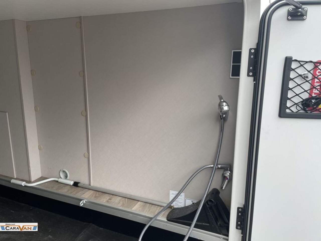 HYMER-ERIBA 685 Hubbett elektr./Klima Dach Ansicht 21 für Fahrzeugdetailseite