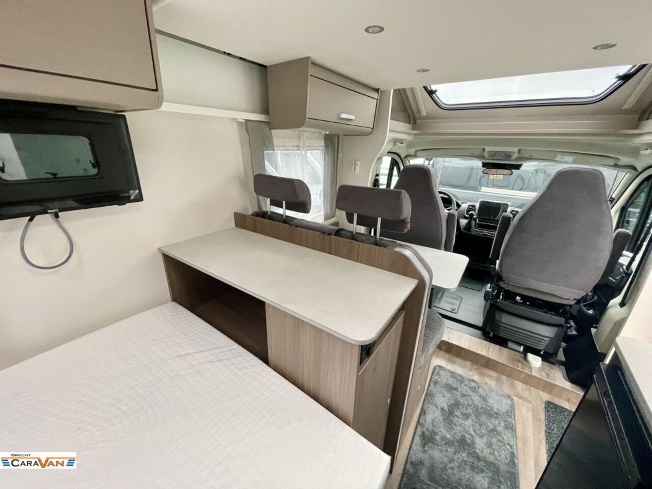 CARADO 135 Pro+ TOP Ausstattung Ansicht 10 für Fahrzeugdetailseite